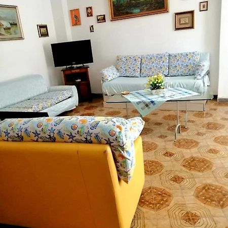 卡斯泰拉马莱La Casa Di Pina公寓 外观 照片