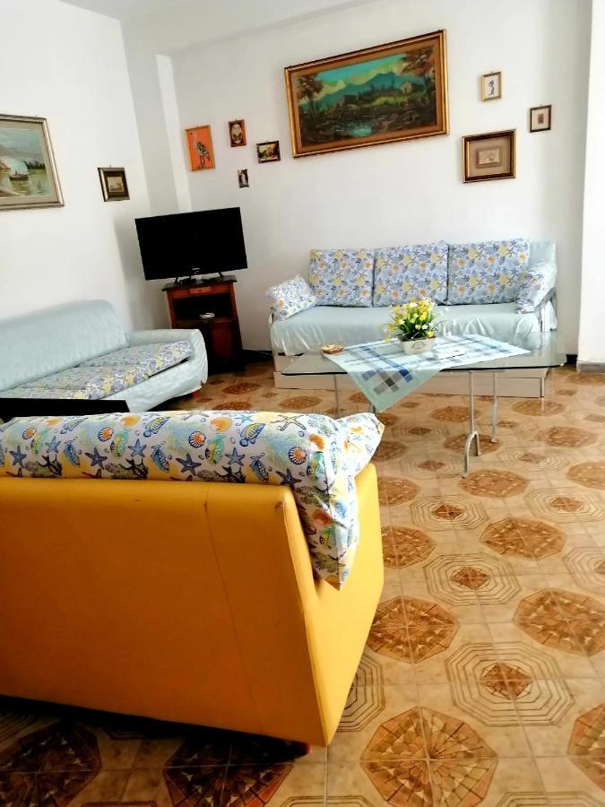 卡斯泰拉马莱La Casa Di Pina公寓 外观 照片